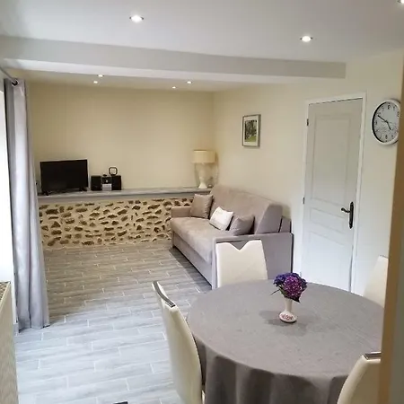 Apartment Chouchou Izé